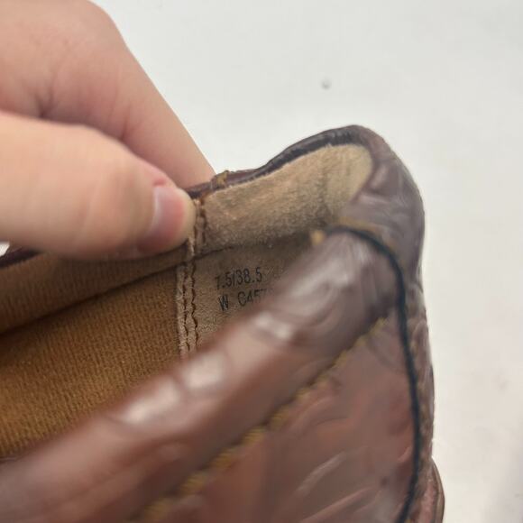 BOC Born Concept Peggy Floral Embossed Leather Clog Shoes Brown Women 7.5 - Picture 8 of 9